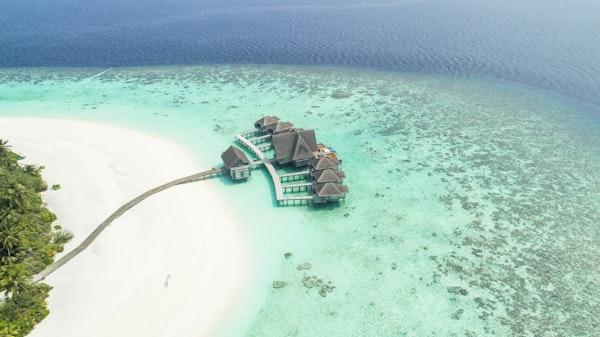 Wasservillen im North-Malé-Atoll