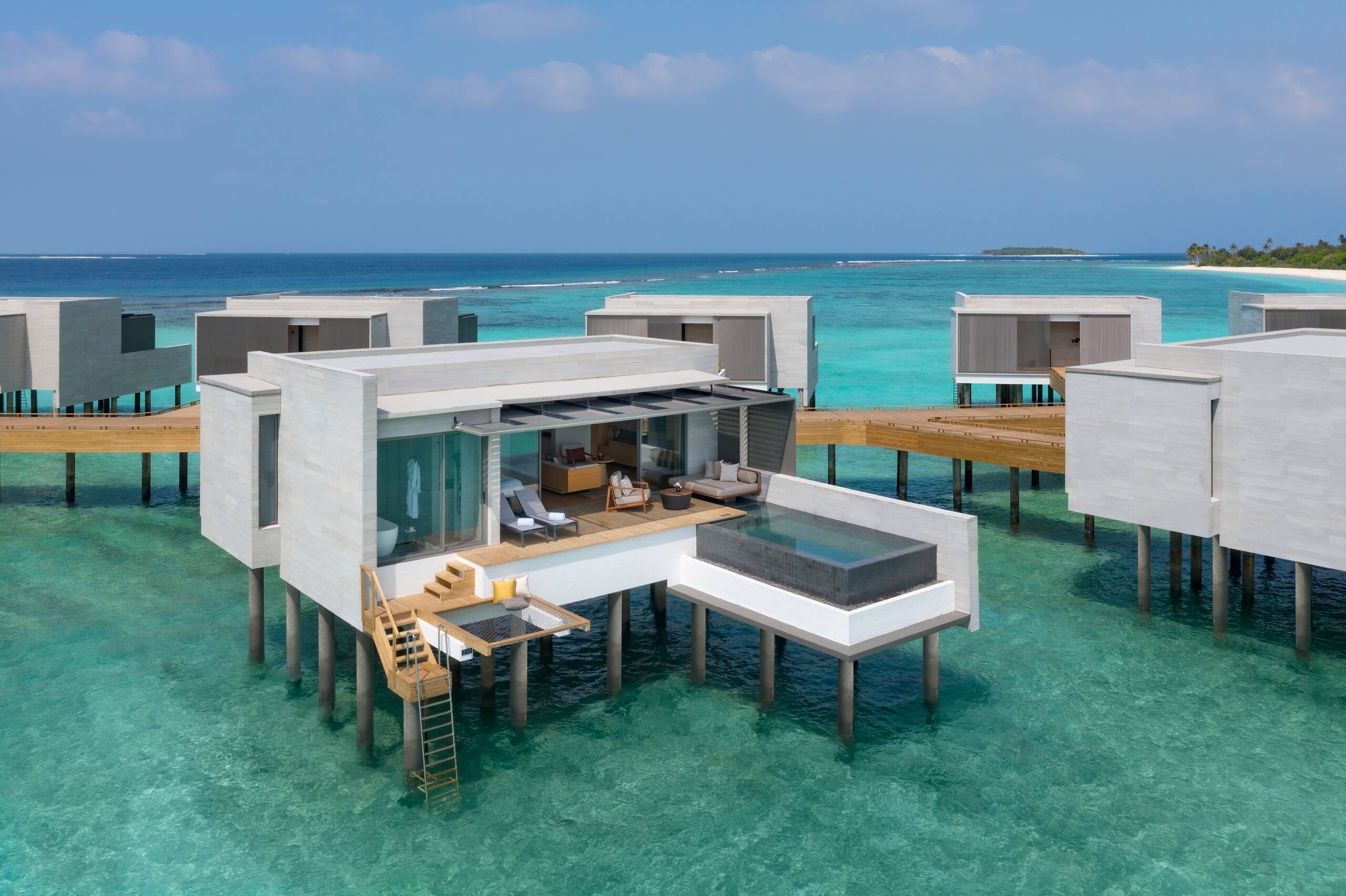 One-Bedroom Ocean Overwater Pool Villa im Alila Kothaifaru Maldives