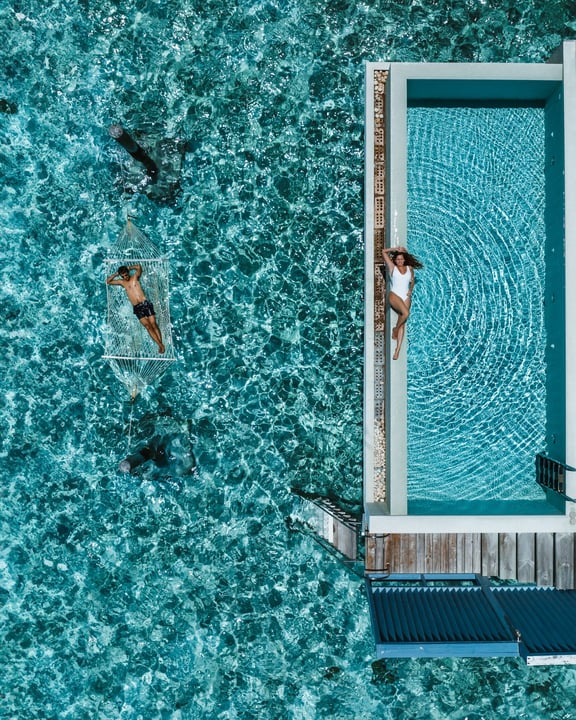 Bienvenue, octobre. Bienvenue dans votre escapade insulaire.
Un nouveau mois de journées ensoleillées, de matinées tranquilles, de baignades dans l'océan et de beaux moments commence à Amilla Maldives. Profitons de chaque petit instan