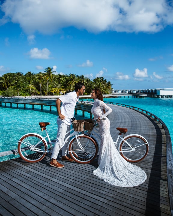 Du premier regard à la dernière danse, tout n'était qu'amour, rires et moments partagés. Et si Amilla était le lieu où votre éternité commence ?

#AmillaMaldives #AmillaMoments #MaldivesWedding #WeddingInParadis