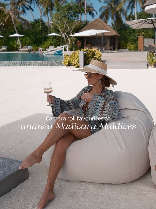 Foto geteilt von Ananea Madivaru Maldives am 14. Juli 2026, verlinkt mit @amytowne und @ananeahotels. Möglicherweise ein Bild von Handtuch, Makramee, Sitzsack, Chaiselongue, Liegestuhl und Text mit der Aufschrift „Camera C“