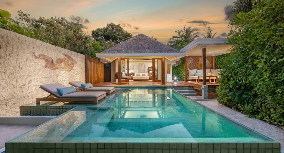 Sunset Beach Pool Villa im Anantara Kihavah Maldives Villas