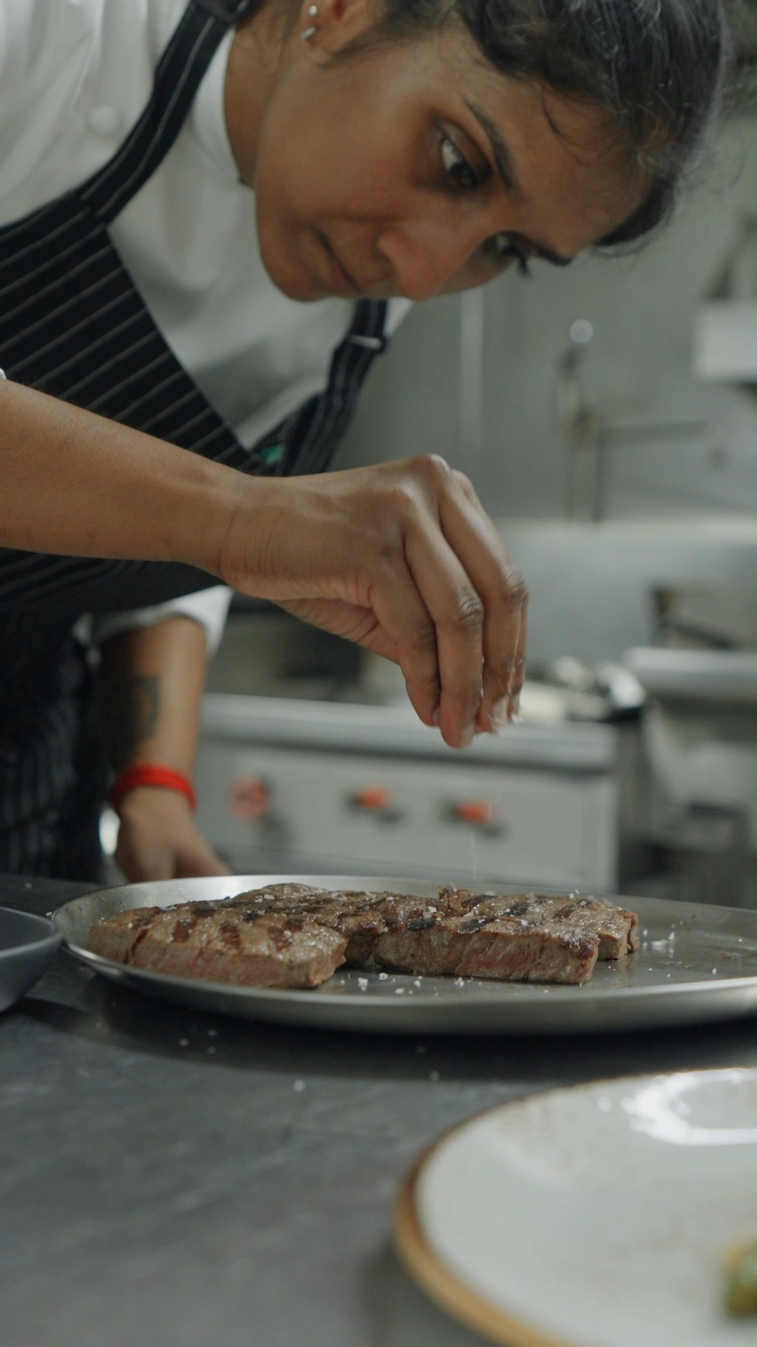 Two days of flavour, creativity and discovery with Chef Kelly Rangama🍽️

Guests first stepped into a world of culinary creativity through an interactive afternoon cooking demonstration, revealing the