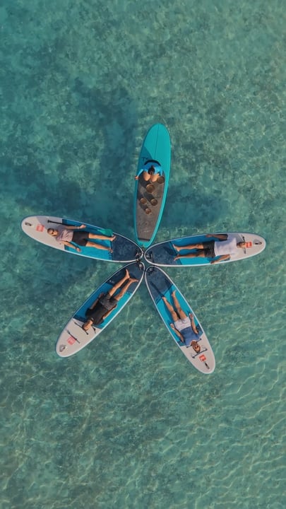 As we celebrate Global Wellness Day today, guests embraced the spirit of #JoyMagenta through a unique sound healing experience on stand-up paddleboards in the lagoon.

Surrounded by the gentle rhythm 