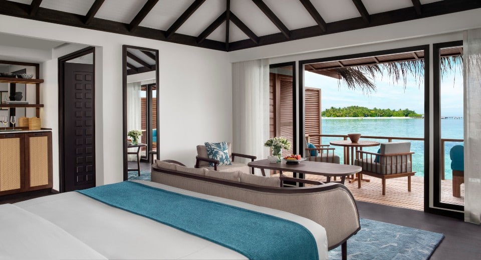 Superior Over Water Villa im Anantara Veli Maldives