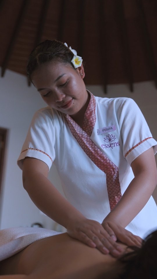 At @essensmaldives , care is felt in every detail. Peaceful spaces, ELEMIS rituals and the attentive hands of trained therapists come together to help you slow down, release the noise and return to th