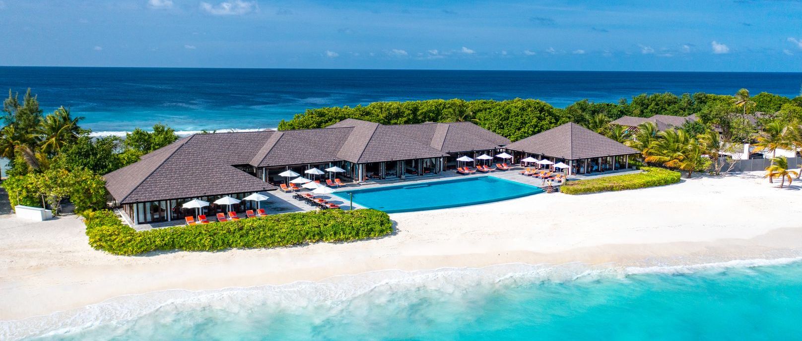 Sunset Pool Bar restaurant