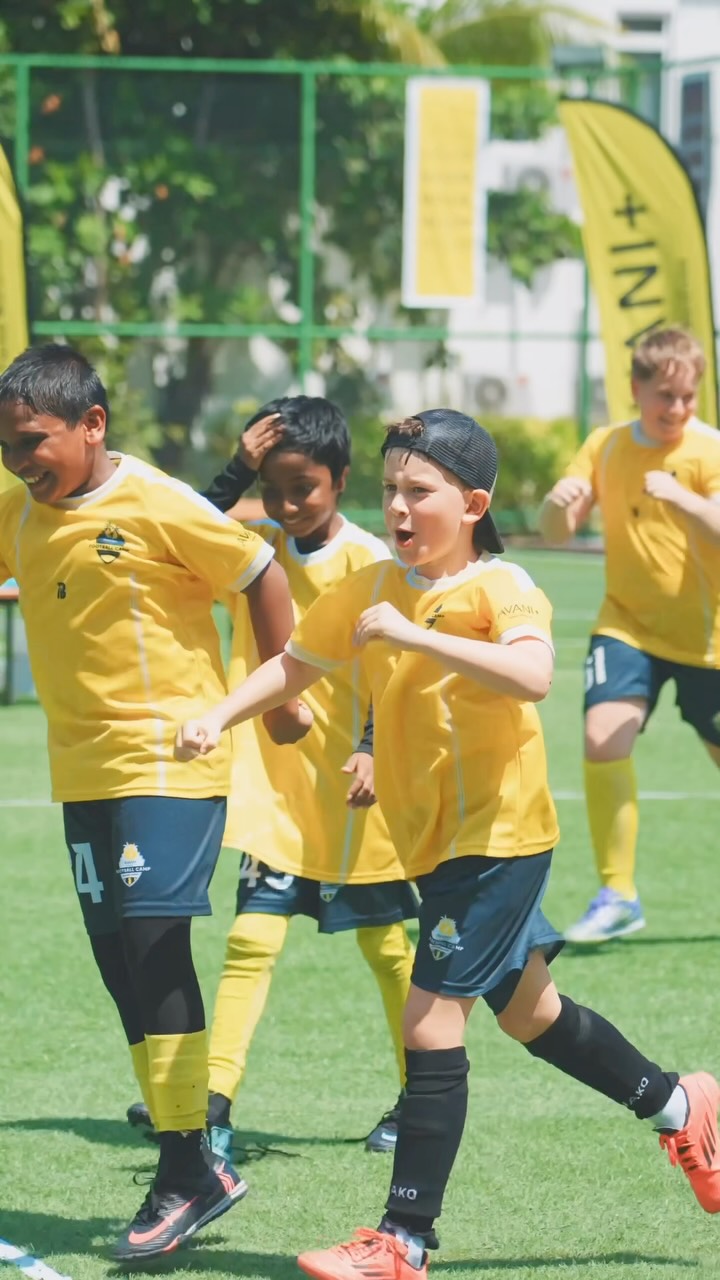 1 mese al via! Michael Owen torna per il suo 3° Kids' Football Camp. Allenati con un professionista in paradiso dal 14 al 17 ottobre.

Iscriviti ora al link in bio!

#maldives #avanimaldives #michaelowen
