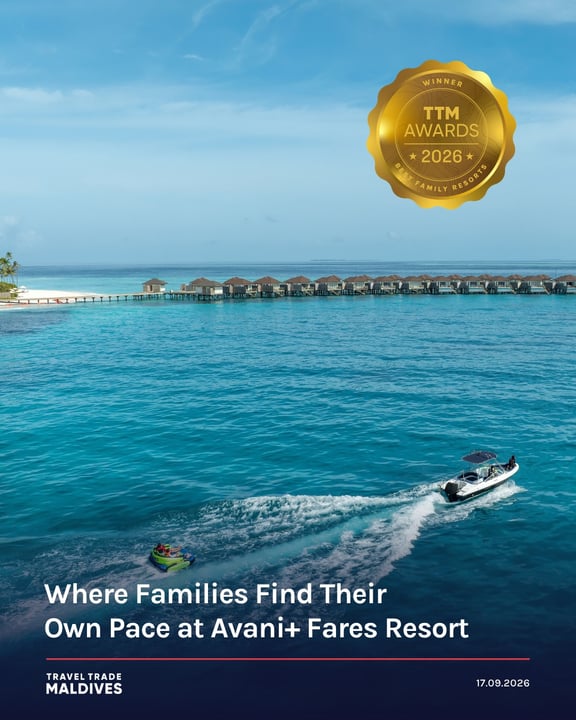 Foto condivisa da Travel Trade Maldives il 16 settembre 2026 con tag @avanimaldives. Potrebbe essere un'immagine di moto d'acqua, yacht, speedboat e testo che dice "WINNER TTM AWARDS 2026 AMILY ዘመየተ/ይላኖዊ TIC 買い HUCT 