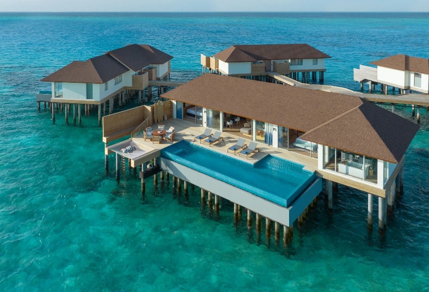 Two-Bedroom Over Water Pool Residence im Avani+ Fares Maldives Resort