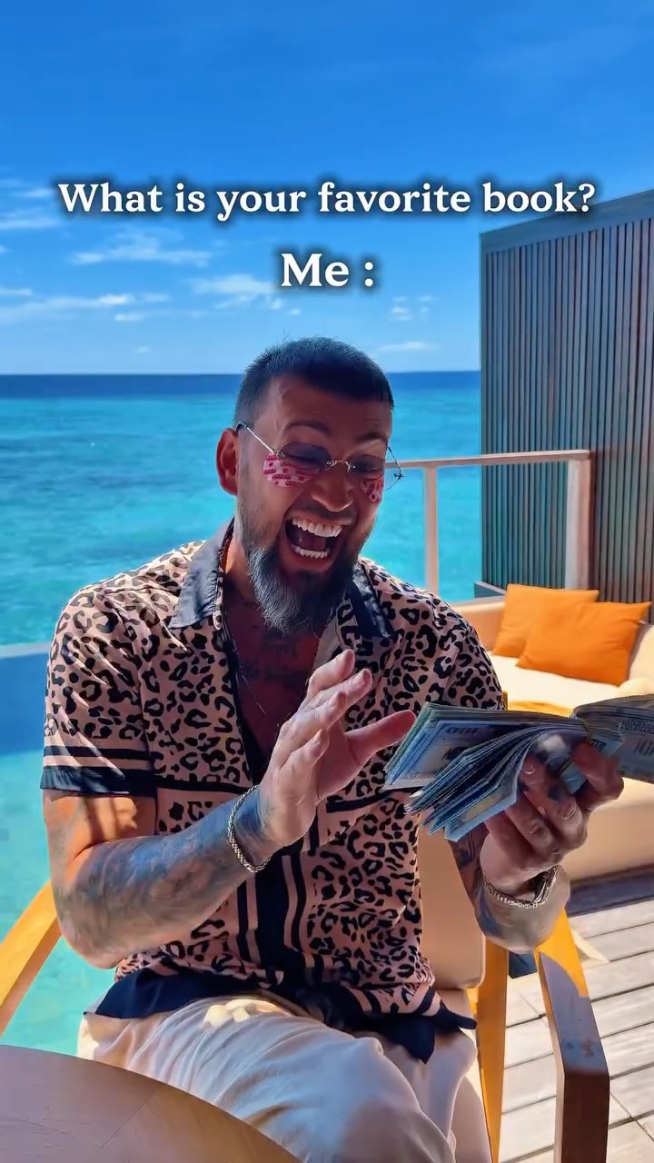 Tag a friend who loves these books as much as you do 🫵🤑
p.s  I’ve never spent my time and money with such a big smile 😂🩵

I thought I was coming here just to relax… but instead, I fell in love.

@