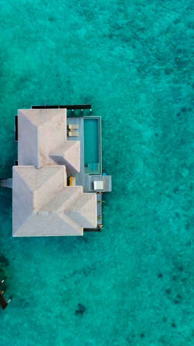 La Royal Ocean Suite ensemble ? 🩵

Lieu @ayadamaldivesresort 

#maldives #luxury #travel #paradise