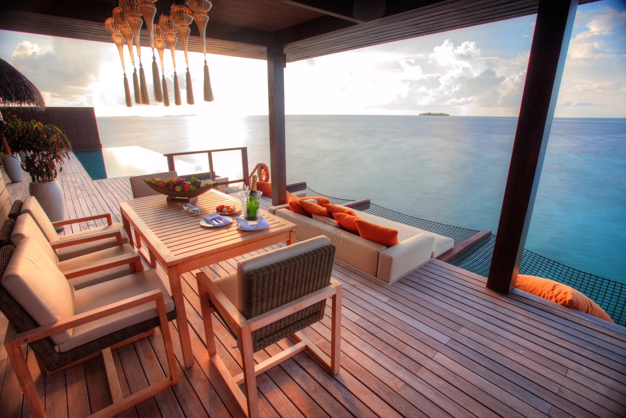 Royal Ocean Suite with Pool im Ayada Maldives