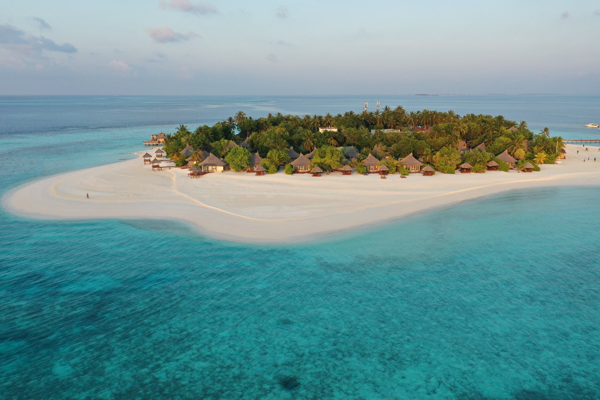 Banyan Tree Vabbinfaru aerial view