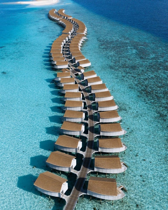 Foto von Centara Ras Fushi Resort & Spa Maldives im Centara Ras Fushi Resort & Spa Maldives mit @explorecentara. Könnte ein Bild von Text sein.