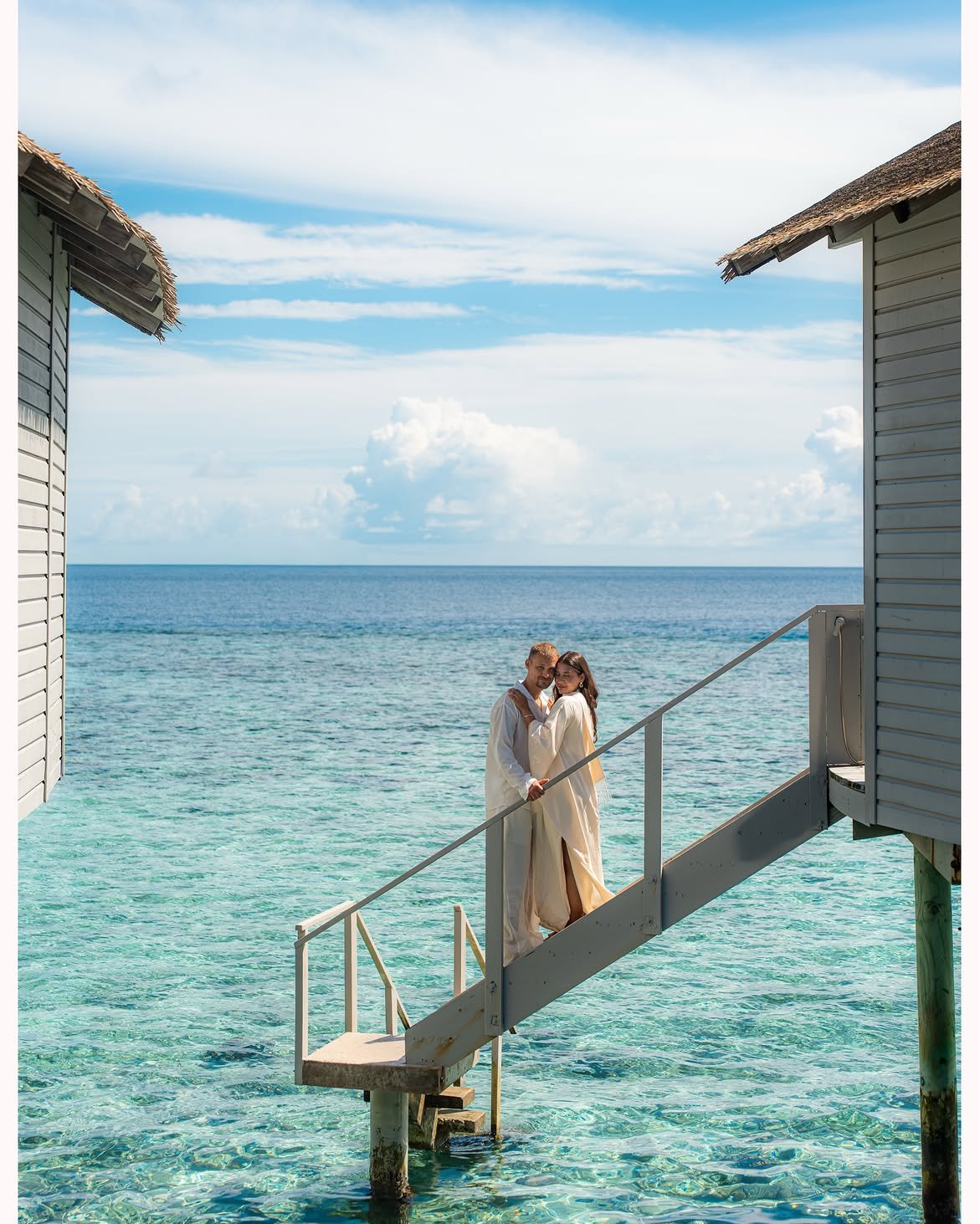 Juste vous, l’océan, et nulle part ailleurs où être.

Un aperçu du romantisme insulaire à Centara Ras Fushi, magnifiquement capturé par @uliv_studios et faaaiqu.

#CentaraRasFushi #Centara #CentaraThePlaceToBe #Expe