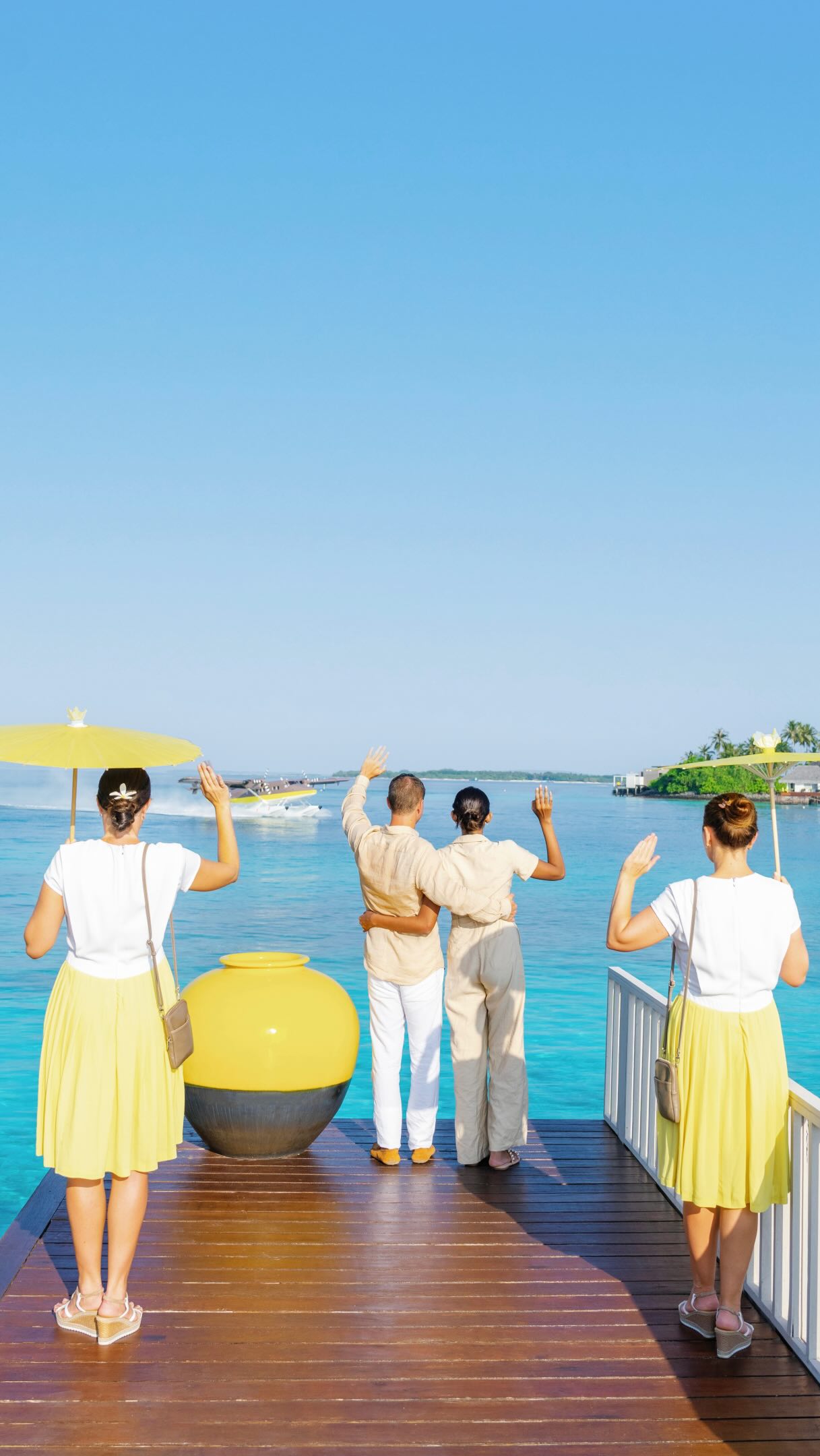 From Sunrise to Starlight 

A blissful escapade awaits at @chevalblancrandheli where sunlit water pursuits give way to spa reveries, culinary delights and hours filled with Maldivian magic. 

#ChevalB