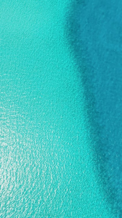 Avventura eterna, blu infinito

L'immensità sconfinata dell'Oceano Indiano si dischiude a bordo del nostro yacht privato, ogni ora luminosa un viaggio per i sensi alla deriva in una serenità inondata di sole.

#ChevalBlancRand