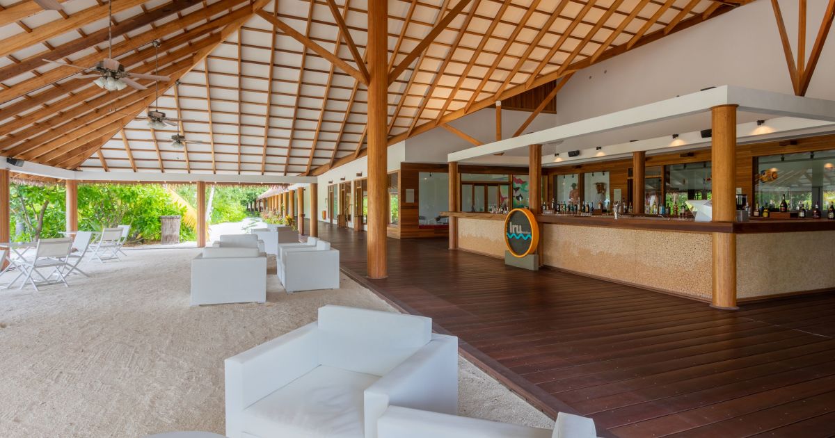 Iru Kitchen & Bar restaurant