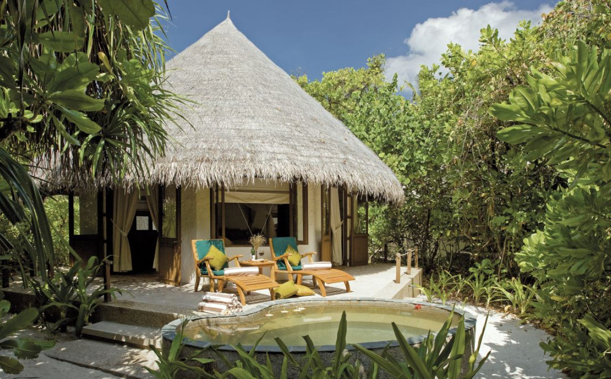 Deluxe Villa with four-poster bed