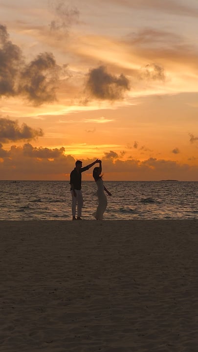 Perdu dans la poésie silencieuse du paradis
#CocoPalmDhuniKolhu #CocoCollection