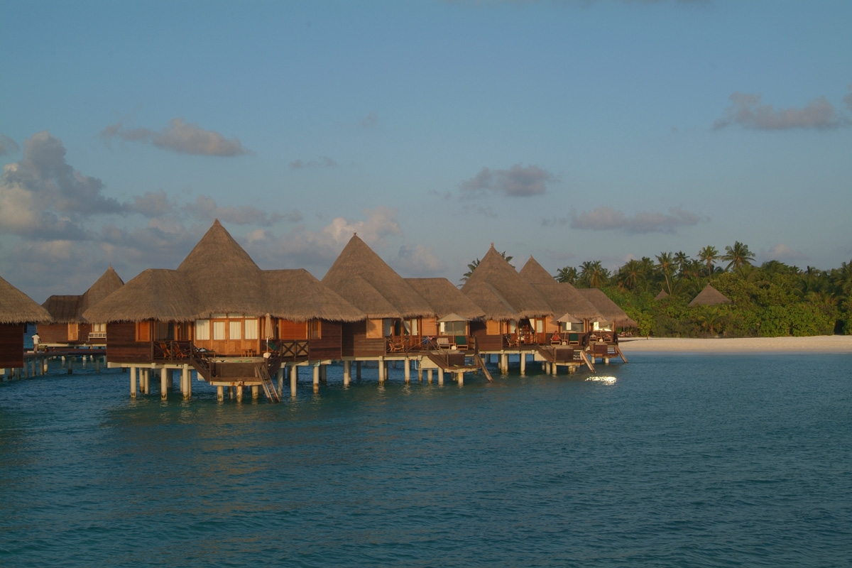 Lagoon Villa with Pool – Sonnendeck über dem Wasser mit Pool