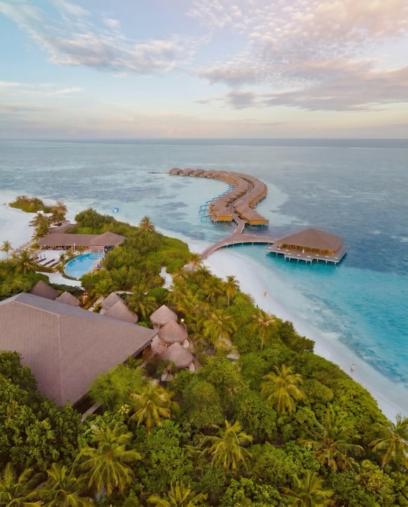 Cocoon Maldives, resort, Island, all inclusive, Hotel, lush, Lagoon, luxury