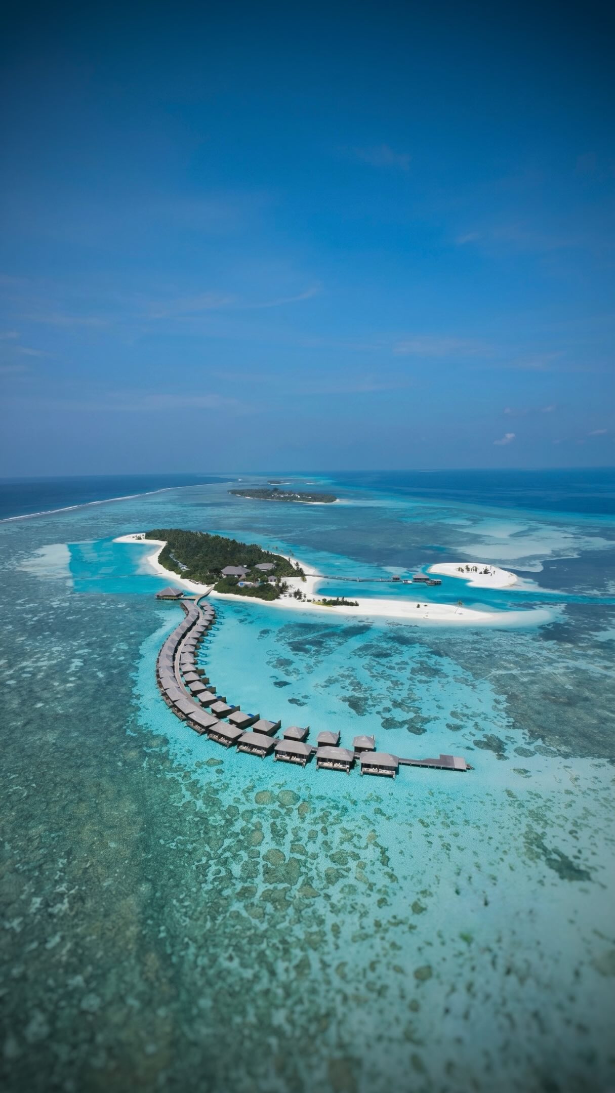 Je näher Sie kommen, desto kleiner wird die Welt.

@CocoonMaldives, erweitern Sie Ihren Horizont. 🌏🤏

#cocoonmaldives #maldives #island #allinclusive #resort