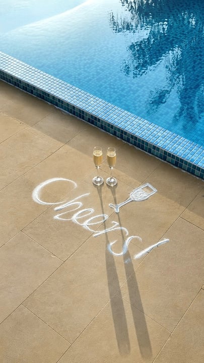 Our island speaks. Can you hear it? 🐚✍🏽

Discover the language of paradise at @CocoonMaldives by @TheCocoonCollection.

#cocoonmaldives #maldives #island #resort #sandart