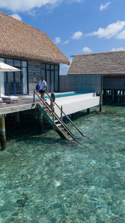 There’s something special about waking up above the ocean 🌊✨

Slow mornings, endless shades of blue and the kind of peace that makes you lose track of time. An overwater villa in the Maldives is more