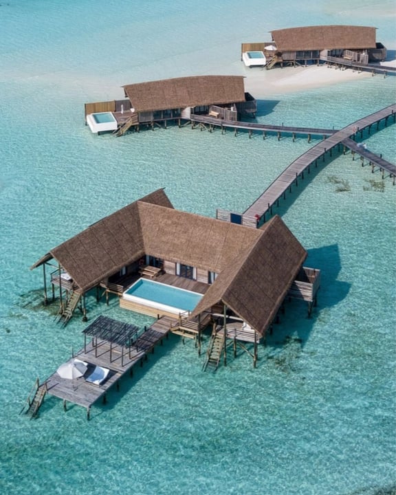 Surplombant les eaux turquoise de COMO Cocoa Island, la Two-Bedroom COMO Sunrise Villa est pensée pour des journées insulaires paisibles et de belles matinées.⁠
⁠
#COMOHotels #COMOCocoaIsland #Maldives