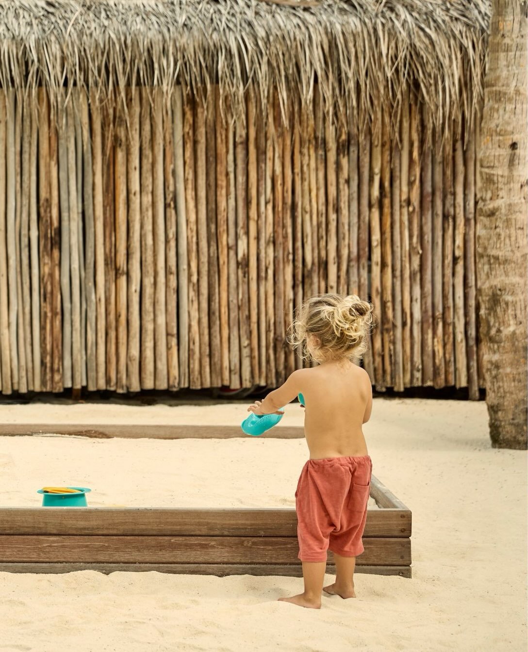 Discover Play by COMO, where young guests can explore, learn and create through thoughtfully designed activities inspired by island life.

#COMOHotels #COMOMaalifushi #PlaybyCOMO#Maldives