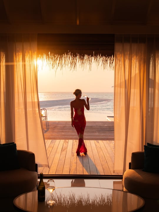 Foto di Conrad Maldives Rangali Island del 13 settembre 2026. Potrebbe contenere un'immagine di cabana e testo.