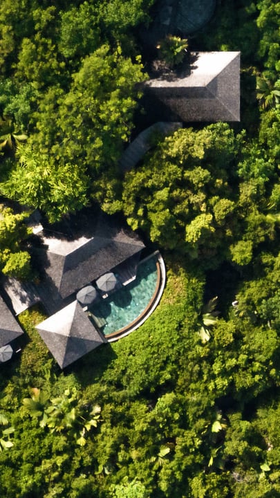 Plan A für 2026 🌊

Ein Ort, der sich anfühlt, als wäre er nur für Sie gemacht – #ConstanceEphelia 💌

Wo das Leben langsamer wird, die Natur führt und jeder Moment Ihnen gehört.
Markieren Sie Ihren Seychellen-begeisterten Partner
