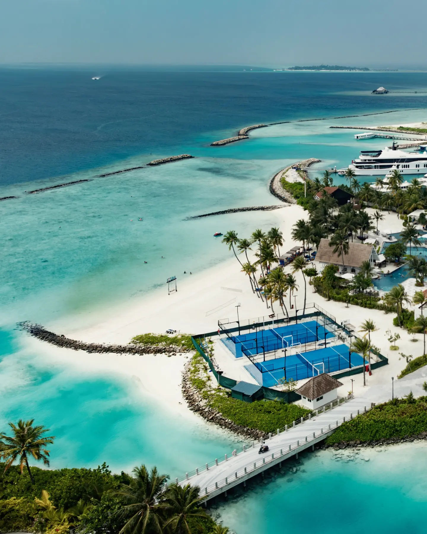 Foto von SAii Lagoon Maldives, Curio Collection by Hilton vom 03. September 2026. Könnte ein Bild von Pool, Horizont, Ozean und Text sein.