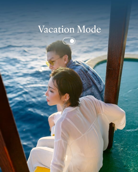 Foto di SAii Lagoon Maldives, Curio Collection by Hilton del 17 settembre 2026. Potrebbe essere un'immagine di una o più persone, barca, poster, rivista, esterni e testo che dice "Vacation Mode uAn".