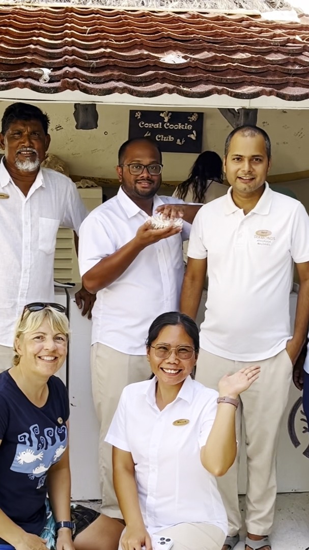 Happy Earth Day from Maldives
Marine Lab @diamonds_thudufushi ,
@diamonds_athuruga & @sandies_bathala

Earth Day isn’t just a moment—it’s a movement.
Whether it’s planting a coral, reducing waste, or 