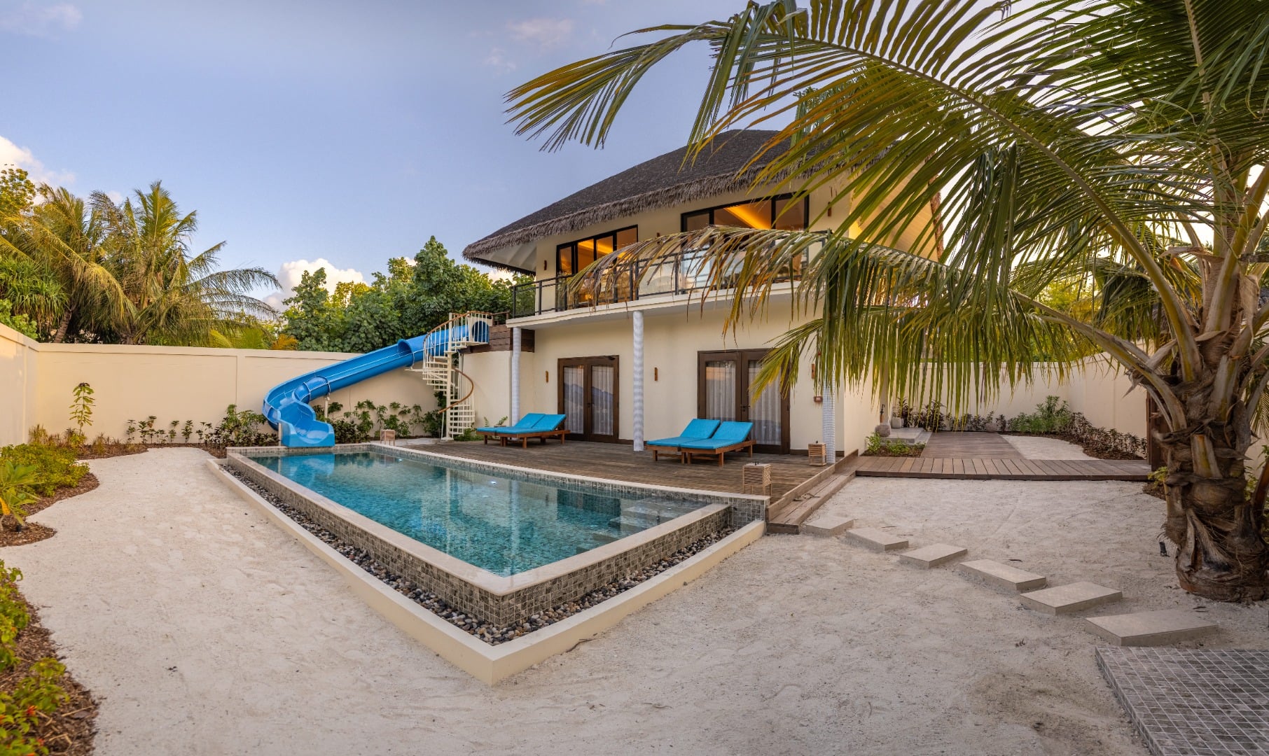 2 Bedroom Garden Residence with Water Slide im DusitD2 Feydhoo Maldives