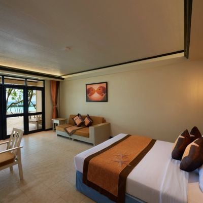 Superior Ocean View Room im Ellaidhoo Maldives by Cinnamon