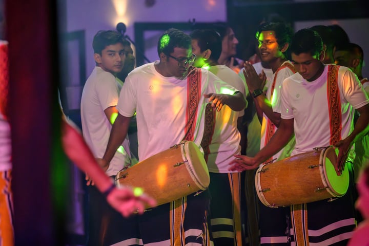 When the sun sets, the island’s true rhythm takes over. The magnetic pulse of the Bodu Beru drums isn't just a performance, are you ready for it?

(photo by: @roaminpix )

#emeraldmaldivesresortspa #N