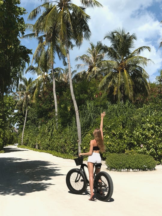 Croisière insulaire sous le soleil infini des Maldives.

(photo par : @ninikol22 )

#emeraldmaldivesresortspa #NaturalElegance #NaturalFreedom #emeraldmaldives #LeadingHotelsoftheWorld