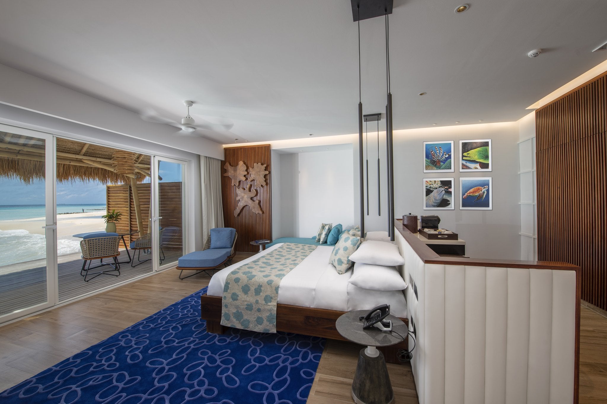 Water Villa Sea View im Emerald Maldives Resort & Spa