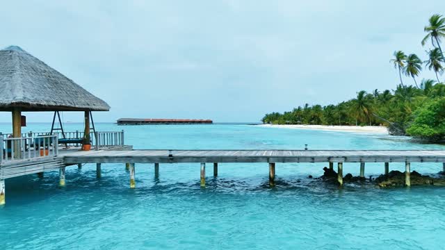 🇲🇻 Wir feiern den Geist der Malediven 🇲🇻

Heute feiern wir das reiche Erbe, die stolze Geschichte und den beständigen Geist unserer wunderschönen Nation. Von unseren türkisfarbenen Meeren bis zu unseren lebendigen Gemeinschaften,