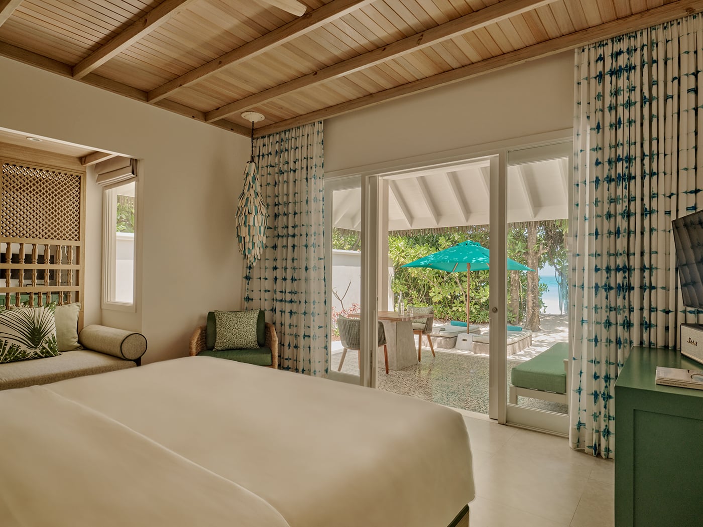 Beach Villa im Finolhu Maldives
