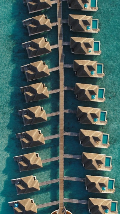 A villa above the ocean, a pool under the sun, and memories that last forever 

#seasonsgreetings #FinolhuMoments #TravelLuxury #VacationVibes #ParadiseStay