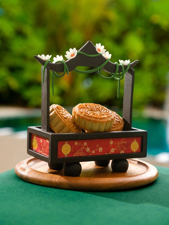 Happy Mid-Autumn Festival 🥮⁠
May the moonlight accompany you, and may your journey be peaceful⁠
⁠
中秋节快乐⁠
愿月色伴您，旅途安然