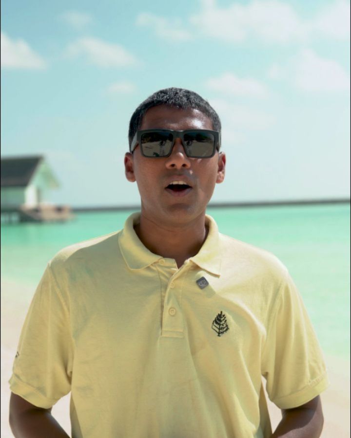 Earth, in good hands

At #FSLandaaGiraavaru, #EarthDay is less a moment, more a rhythm we return to.

Together with @reefscapersmaldives , pioneers in marine conservation in the Maldives, we spent the