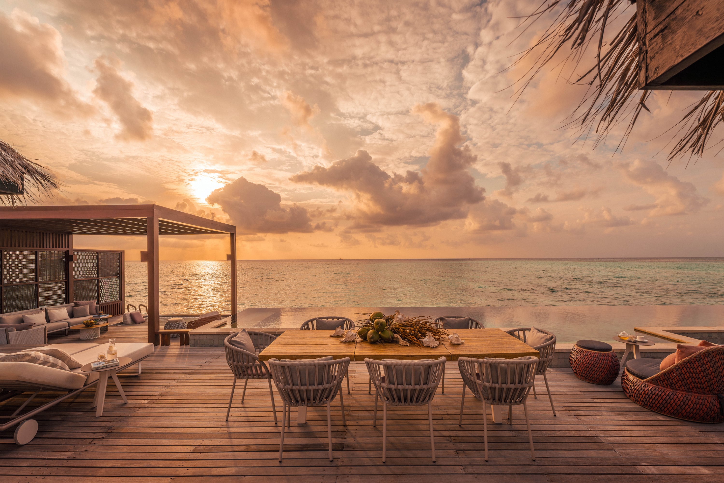 Sunset Three-Bedroom Water Suite im Four Seasons Kuda Huraa