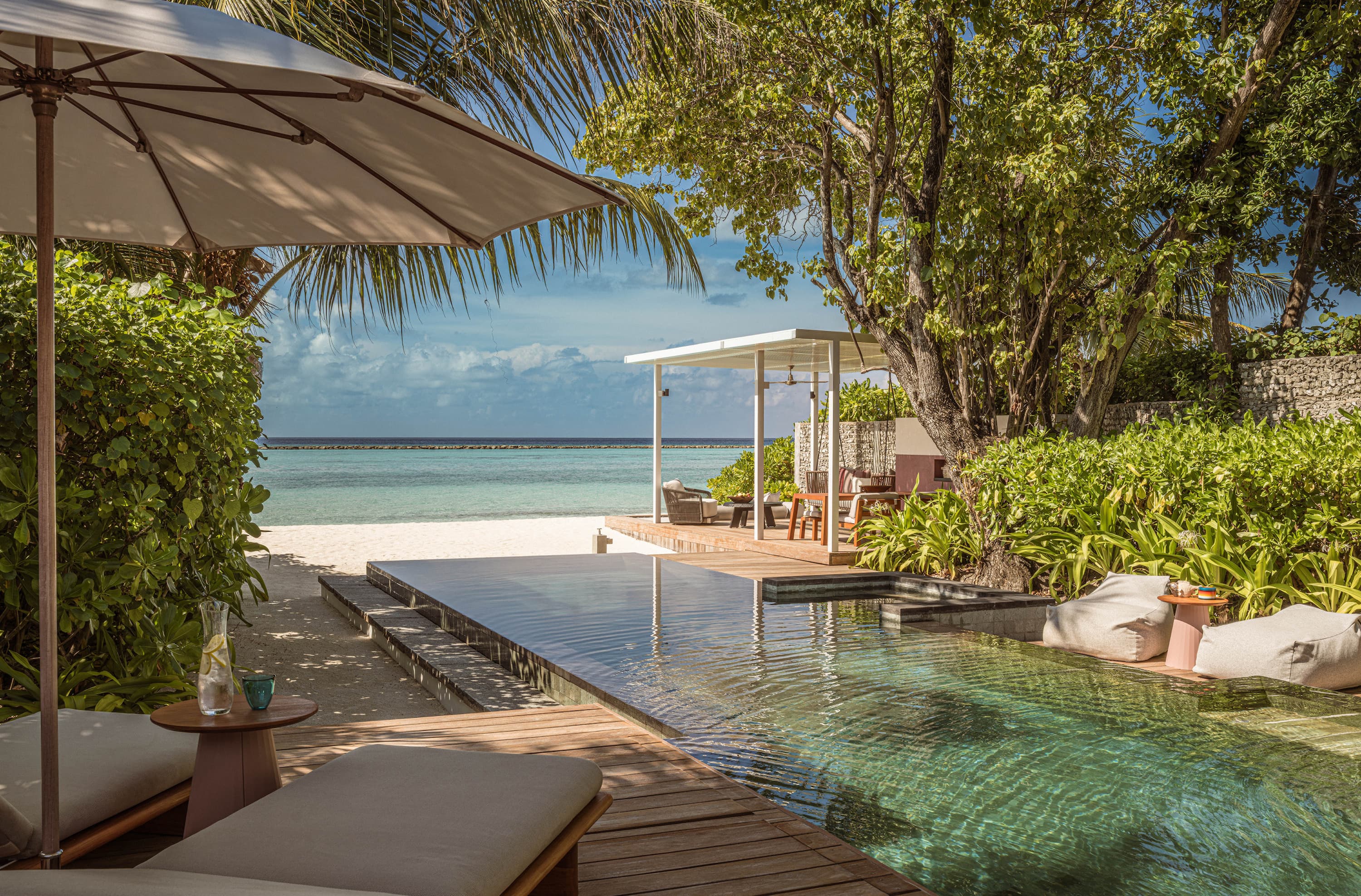 Family Oceanfront Bungalow with Pool at Four Seasons Landaa Giraavaru