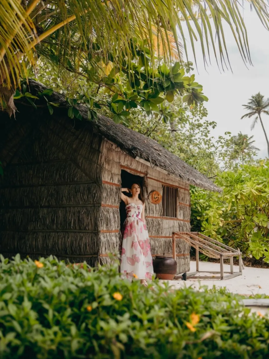 Foto geteilt von Fushifaru Maldives | Boutique Resort am 14. Juli 2026, markiert @star_tian88. Könnte ein Bild von Sommerkleid, im Freien und Text sein.